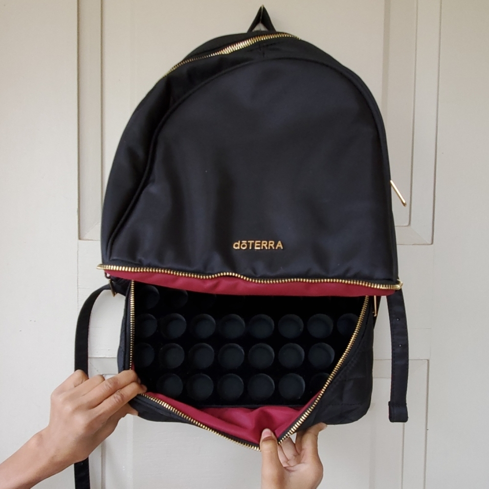 DoTerra Essential Oils backpack - Picture 3 of 7